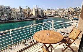 Seaview 2 Bedroom Ap. In Spinola