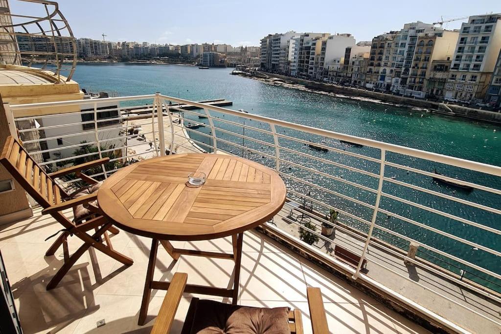 Seaview 2 Bedroom Ap. In Spinola Saint Julian's Exterior photo