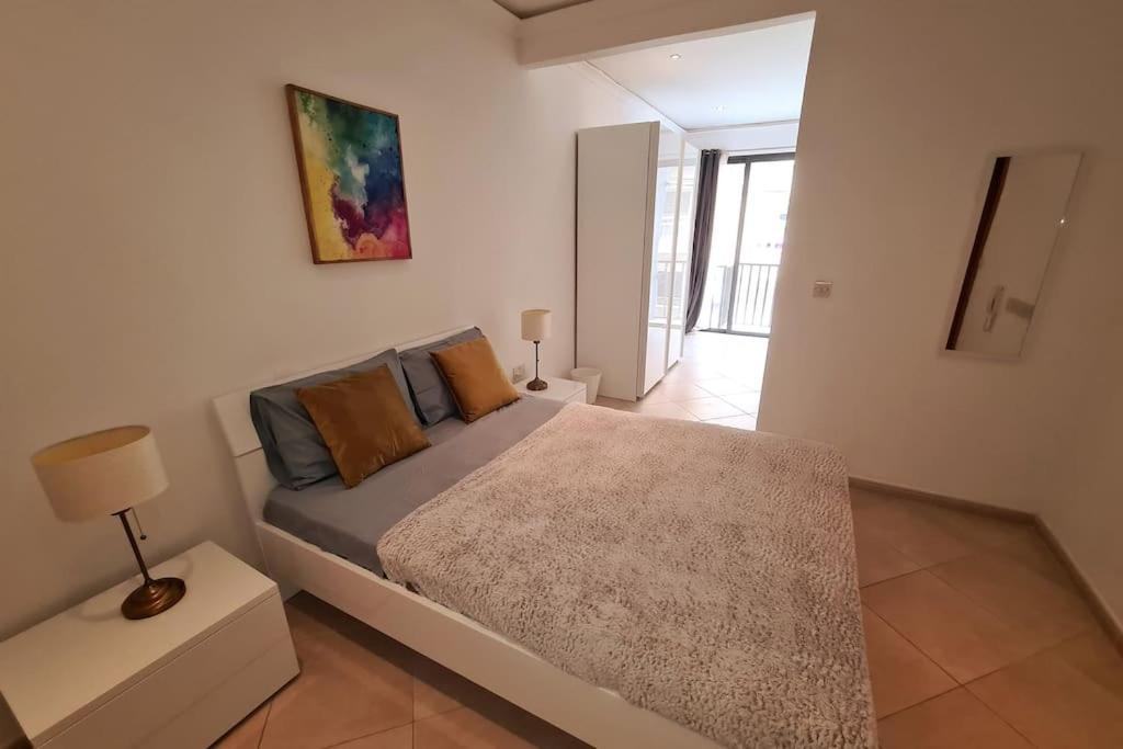 Seaview 2 Bedroom Ap. In Spinola Saint Julian's Exterior photo