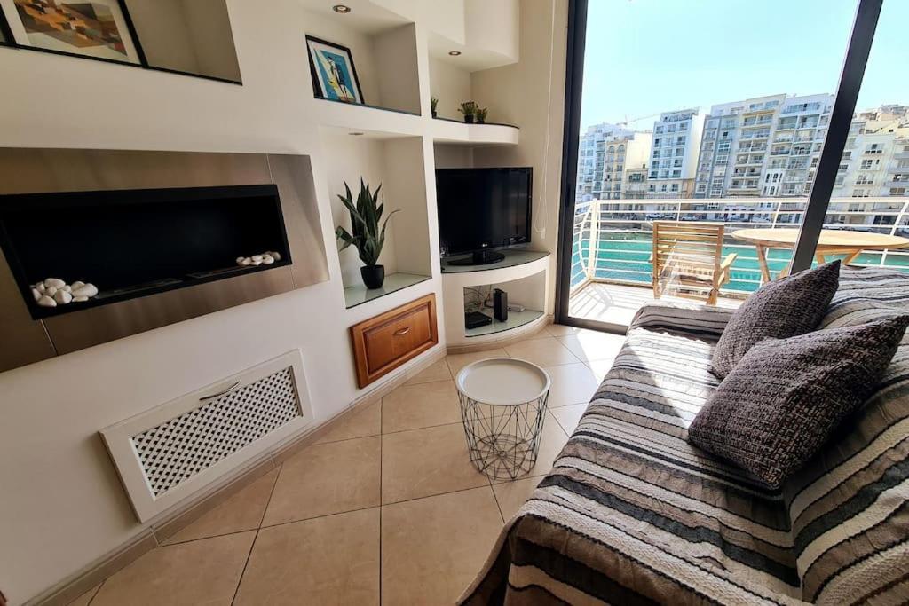 Seaview 2 Bedroom Ap. In Spinola Saint Julian's Exterior photo